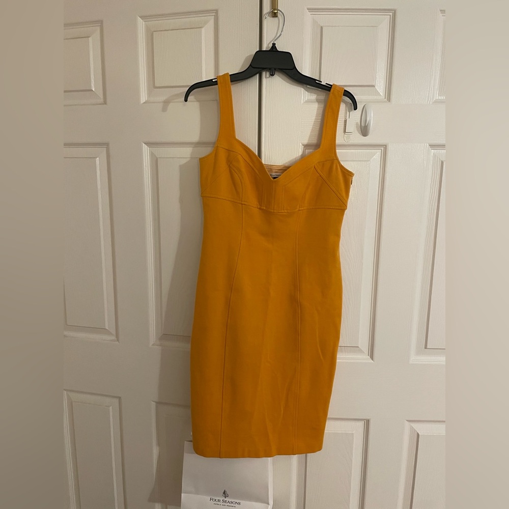 Diane von Furstenberg DVF gold yellow Bodycon sleeveless dress.